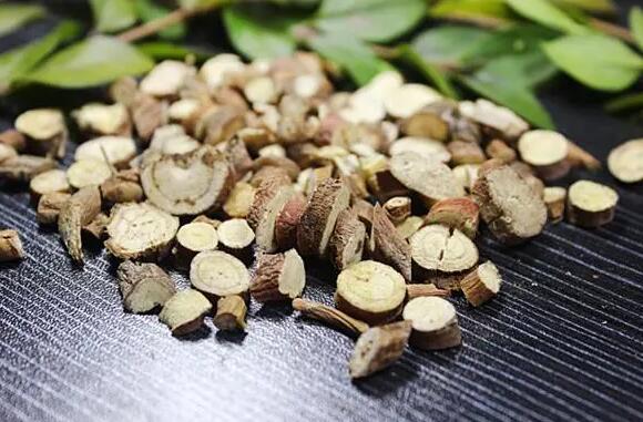 甘草什么作用（甘草是一种常用的中药材）