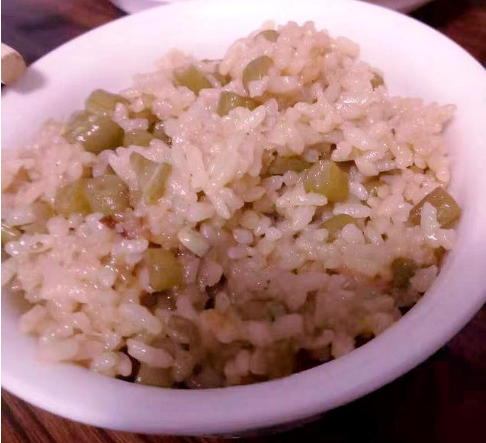 长豆饭怎么做好吃（长豆炒饭的做法）