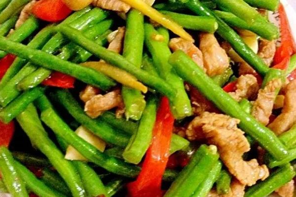 长豆角炒肉怎么做好吃（豆片炒肉的做法大全家常）