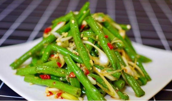 长豆角怎么拌好吃（长豆角怎么拌着好吃）