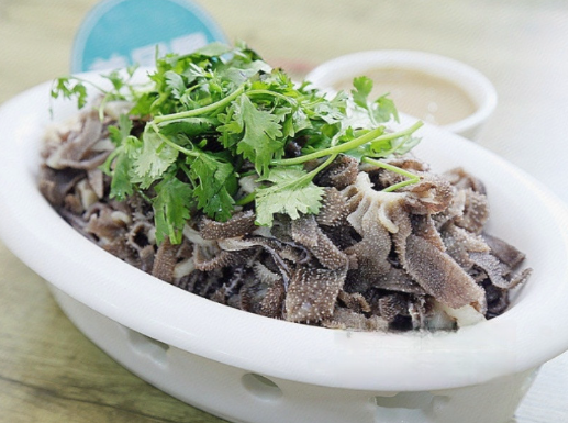 长春有什么好吃的小吃（长春有什么好吃的小吃特产）