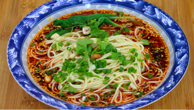 重庆小面怎么做好吃（重庆小面怎么做好吃视频教学）