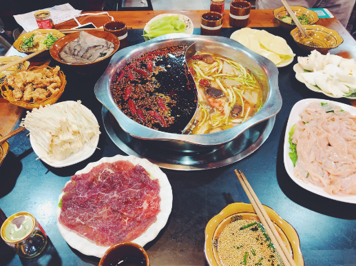 重庆有哪些好吃的地方（重庆有什么好吃的著名的）
