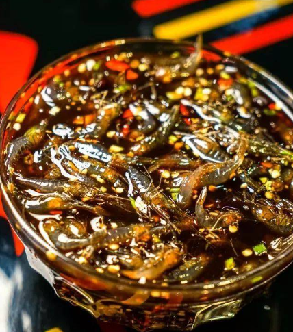 醉虾怎么做好吃又简单（醉虾最正宗的做法视频）