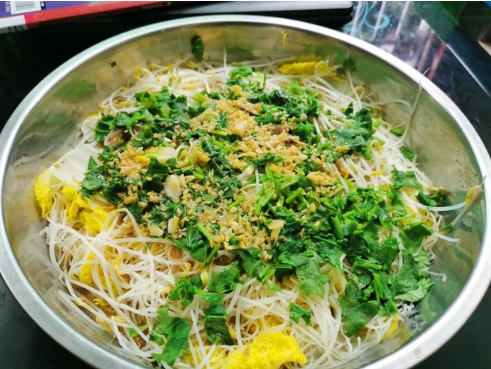 蒸米丝怎么做好吃（肉丸青菜蒸米丝图片）