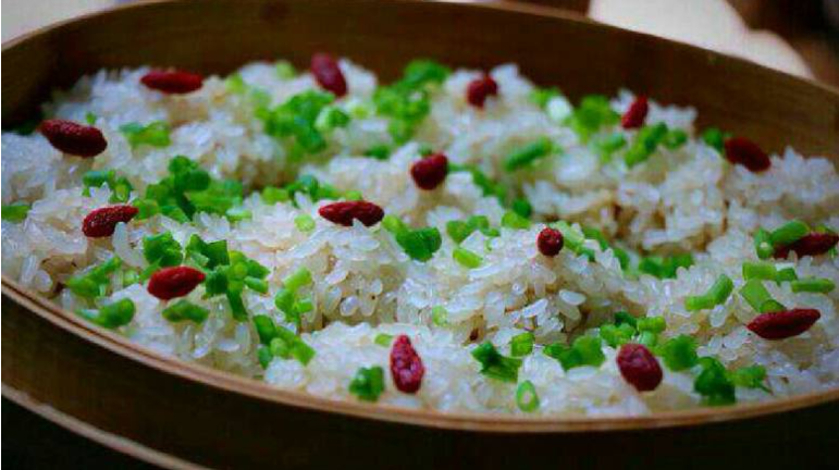蒸米吃什么菜好吃（蒸米饭吃什么菜最好吃）