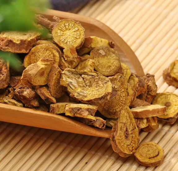 黄芪副作用(黄芪的危害有哪些)