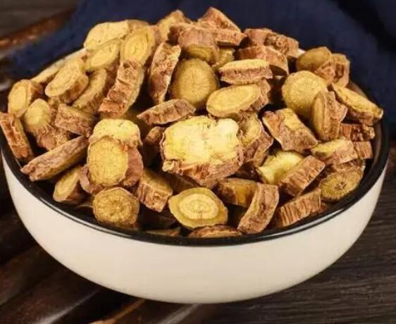 黄苓的功效与作用（黄苓主要治什么病）