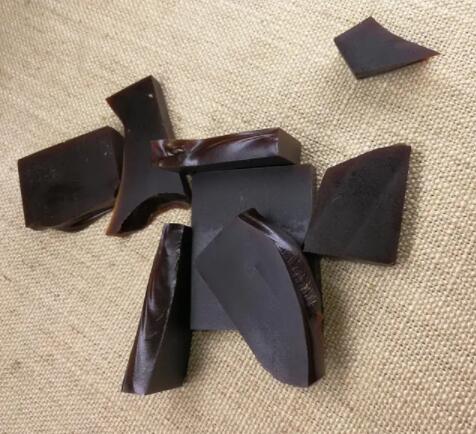 龟甲胶的功效与主治作用(一种神奇的中药材)
