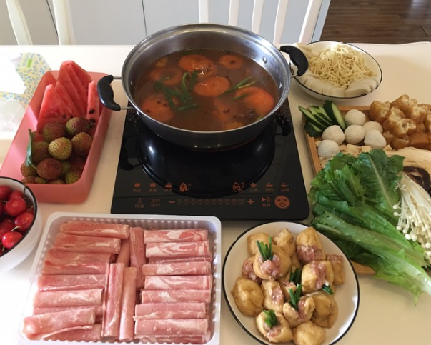 自己怎么做火锅好吃（自己做火锅步骤）