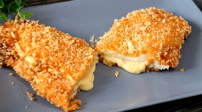 芝士直接吃好吃吗（芝士直接吃还是要加热）