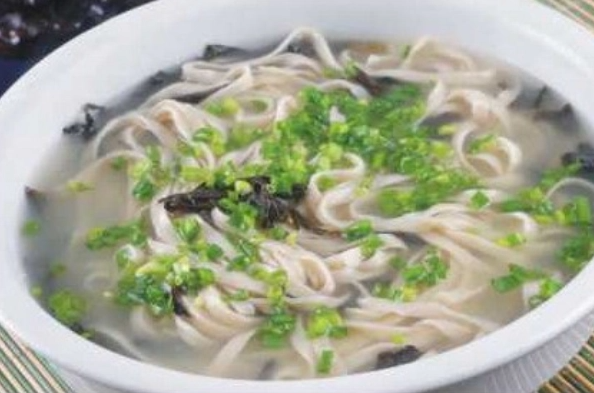 芝麻叶面条怎么做好吃（芝麻叶面条的做法）