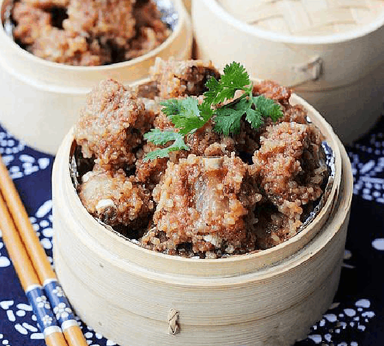 蒸大米配什么菜好吃（蒸大米饭配什么家常菜）
