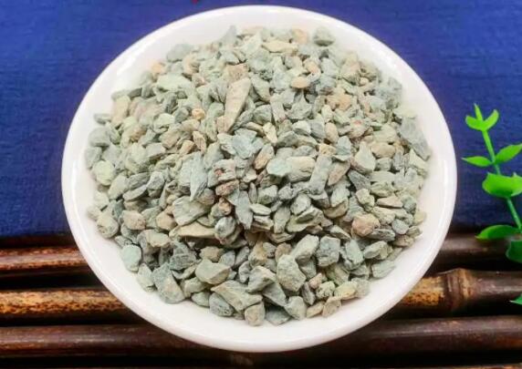 什么是阳起石（阳起石的作用与功效）