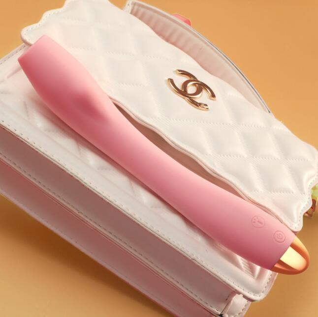 女人用那自慰器最厉害（女性自慰器还是手动的好）