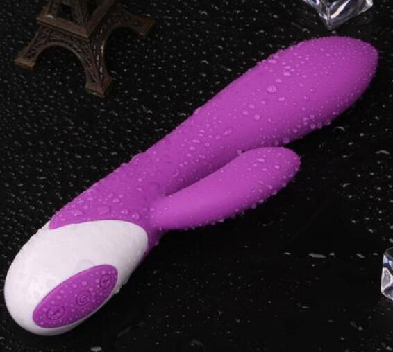 正确使用自制自慰器避孕套女性的方法