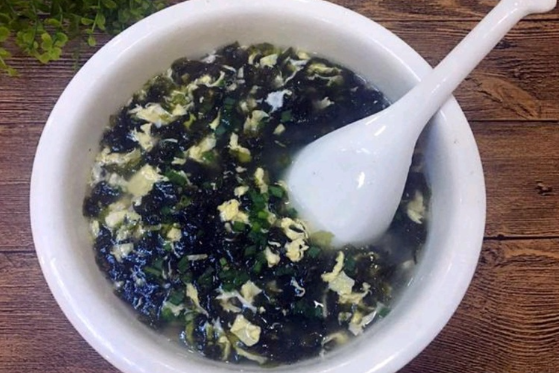 紫菜汤怎么做好吃（紫菜汤怎么做好吃不放鸡蛋）