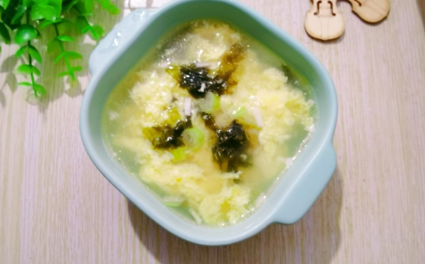 紫菜鸡蛋汤怎么做好吃（紫菜鸡蛋汤怎么做好吃窍门）