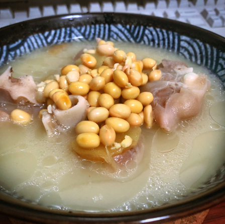 猪蹄汤炖什么菜好吃（猪蹄汤炖菜好吃吗）