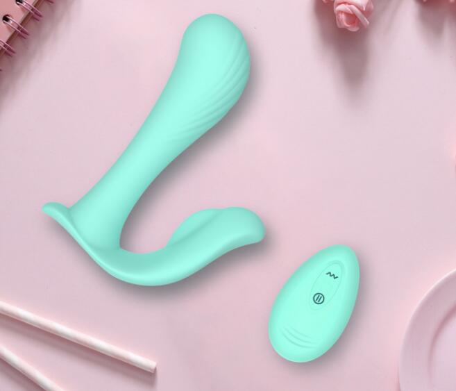 给自己买个男用自慰器（家里自制女用自慰器）
