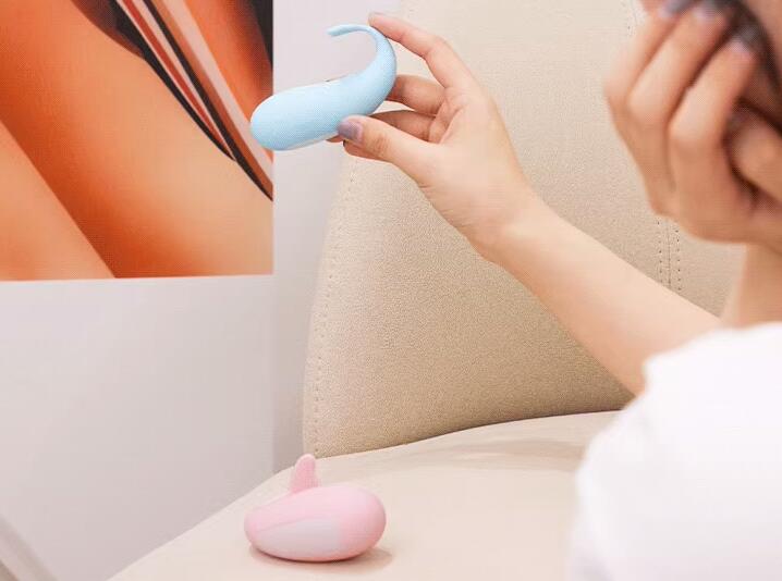 女人用自慰器会爽吗（女性自慰器的原理及使用方法）
