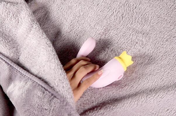 女性电动自慰器构造（男士用自慰器和手哪个好）