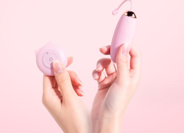 女性自慰器购买（穿戴的自慰器到底舒服）