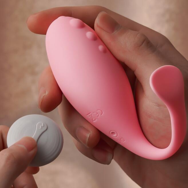 孕期帮助老公用自慰器（女用喷水自慰器）