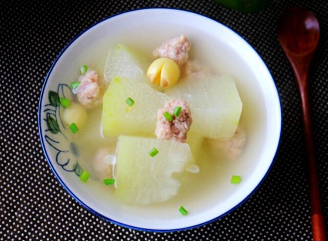 冬瓜含什么营养成分（冬瓜是一种非常普遍的蔬菜）
