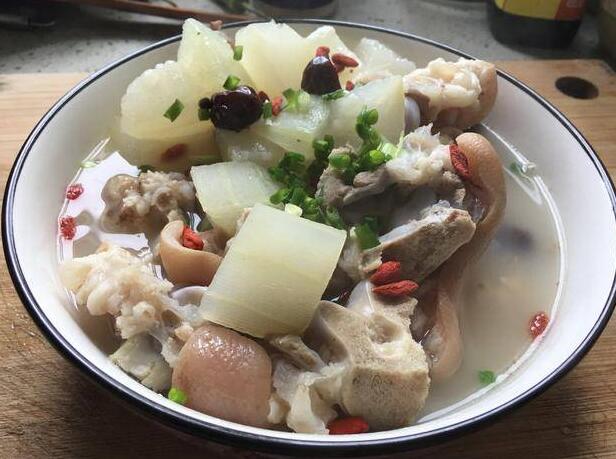 冬瓜的价值与营养（美味可口的佳肴食材）