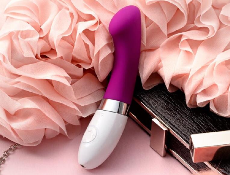 女生用情趣用品正常吗（女生使用情趣用品可能会遇到的困扰）