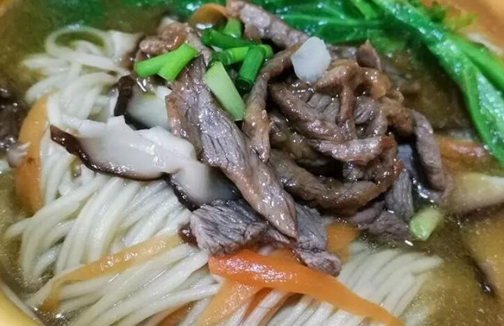 只有面条怎么做好吃（如何只用面条做出美味佳肴）