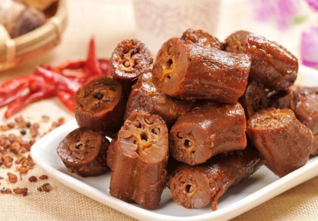 周黑鸭怎么做好吃（周黑鸭怎样做好吃）