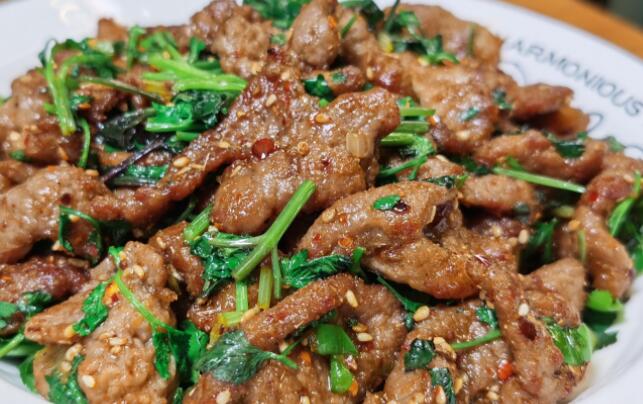 孜然羊肉怎么做好吃又简单窍门 如何炒孜然羊肉好吃