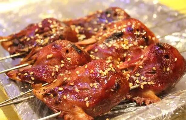 孜然鸡头怎么做好吃（如何做出美味的孜然鸡头）