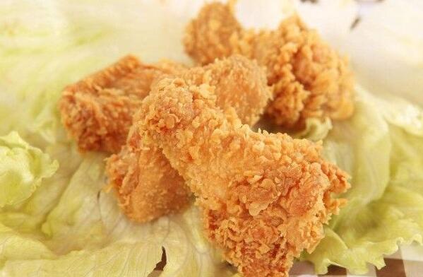 炸小鸡腿怎样又脆又好吃（炸小鸡腿简单做法）
