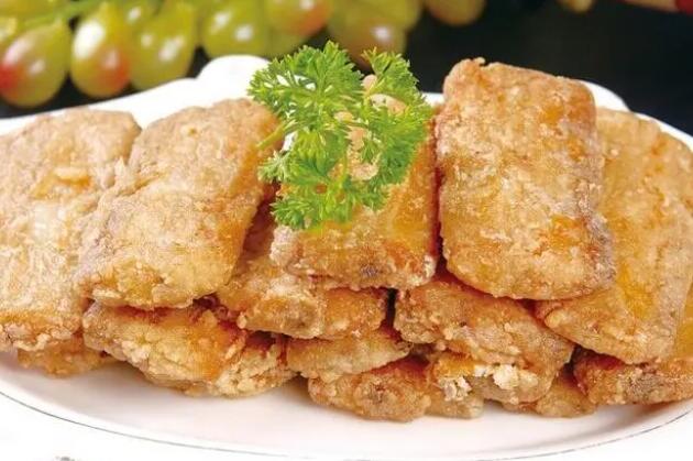 炸带鱼怎么做好吃又简单（炸带鱼的方法步骤窍门）