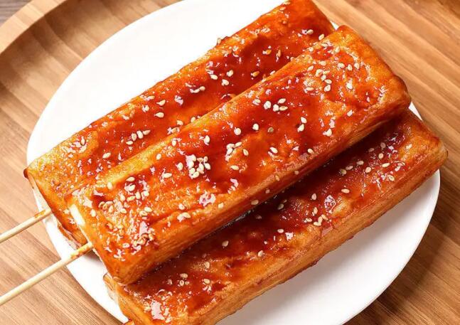 炸年糕怎么做好吃（炸年糕是一道经典的中式甜品）