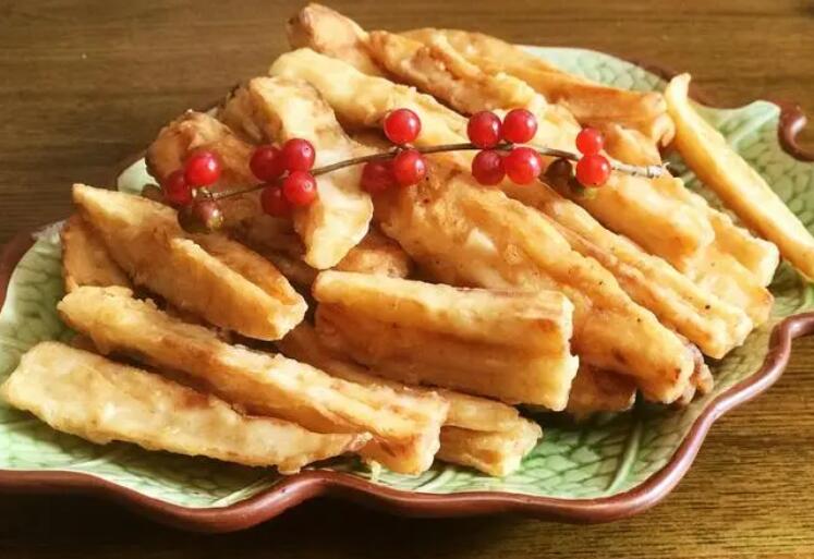 炸藕条怎么做好吃（炸藕条的做法窍门）