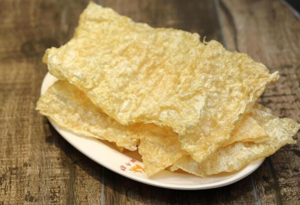 炸豆皮怎么做好吃（炸豆皮的功效与作用）