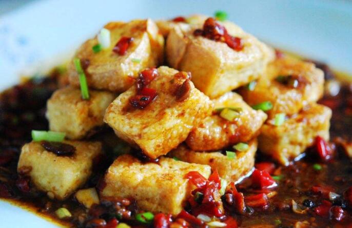 煮炸豆腐怎么做好吃（怎么煮炸豆腐好吃又简单）