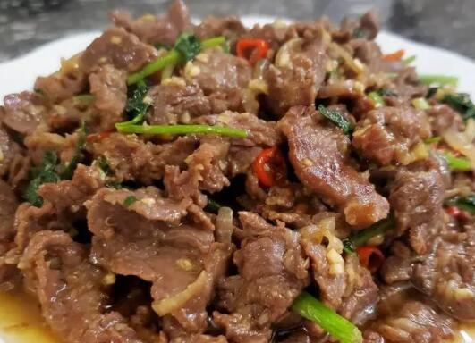 煮熟的牛肉怎么做好吃（熟炒牛肉的做法）