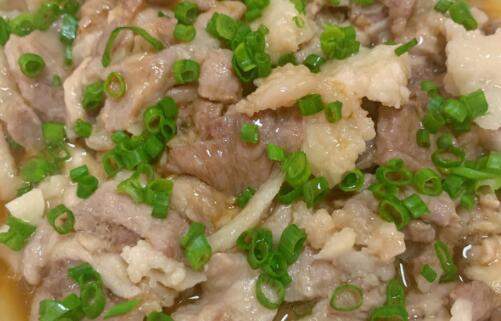 煮熟的猪肉怎么做好吃（煮熟的猪肉怎么保存新鲜）