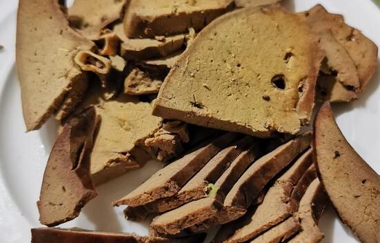 如何烹饪出美味的煮熟羊肝（煮熟的羊肝怎么做好吃窍门）