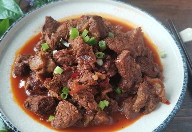 煮牛肉哪个部位好吃一点 煮牛肉应该买什么部位