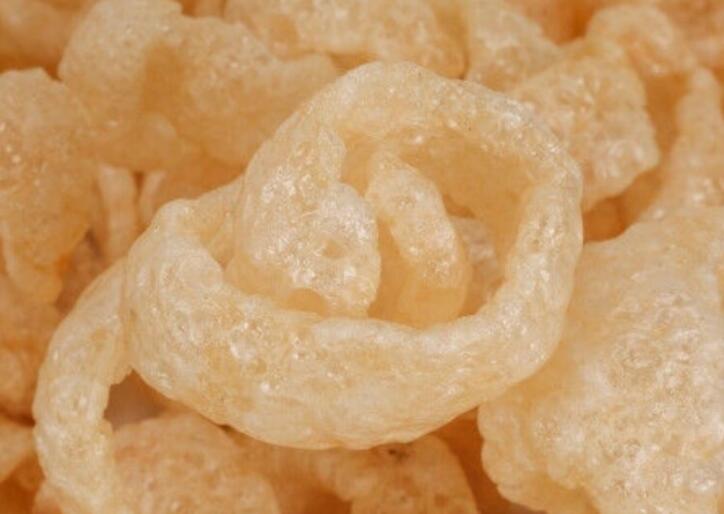 油炸猪皮怎么做才好吃 怎样才能使猪皮炸得更好吃