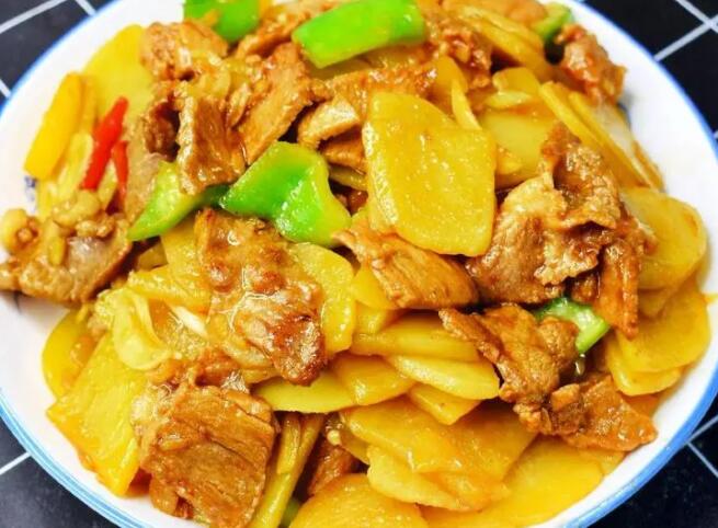 猪肉和土豆怎么做好吃（怎么做猪肉和土豆好吃）