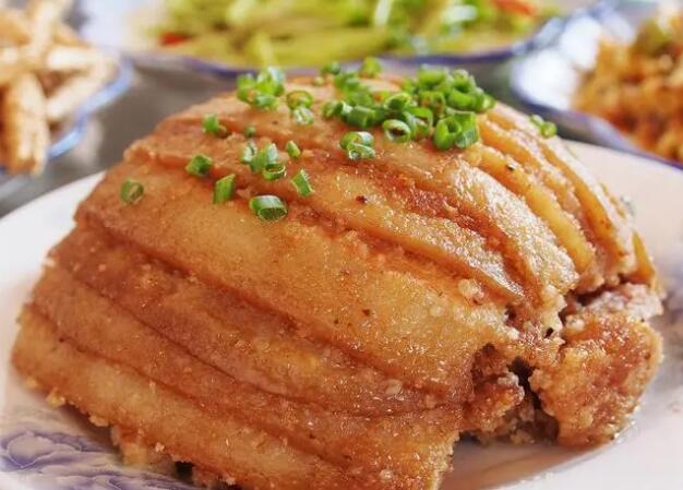 猪肉清蒸怎么做好吃又嫩（猪肉清蒸是一道非常健康和美味的菜肴）