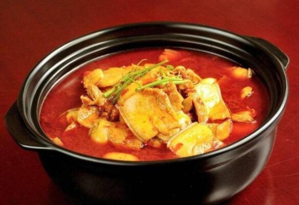 猪肉火锅怎么做好吃（火锅原料的选择）