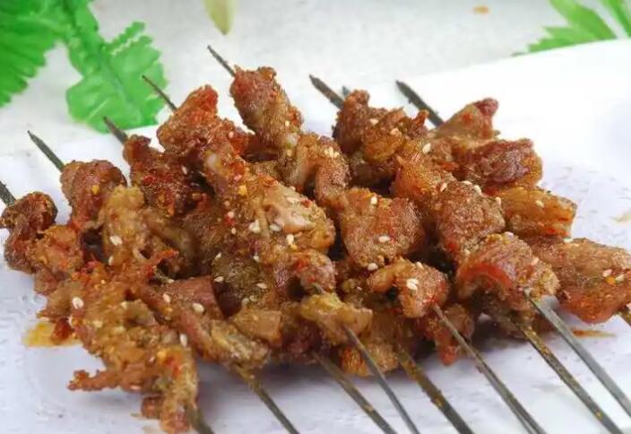 猪肉筋怎么做好吃（猪肉筋怎么做法）